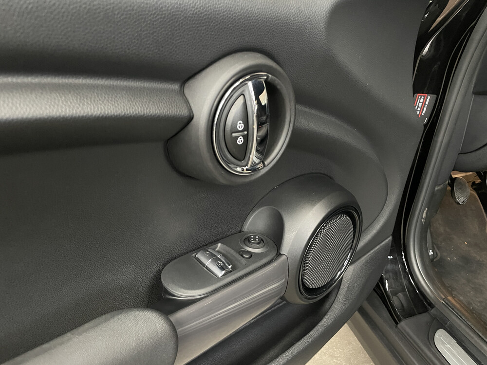 Mini One Chili 1.5 102PS 2020, R-818-SB -Herstellergarantie-