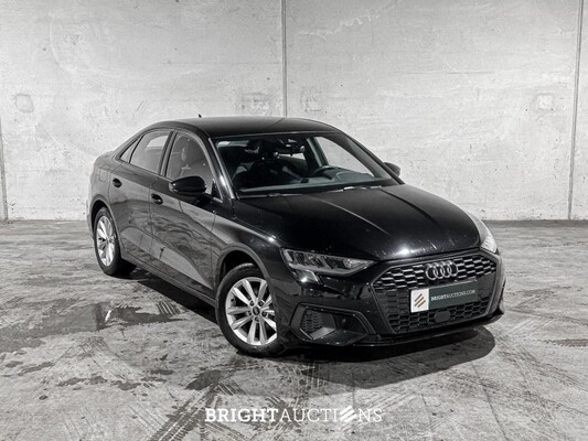 Audi A3 Limousine 35 TFSI Pro Line 150pk 2023 (Origineel-NL + 1e Eigenaar), X-645-JF