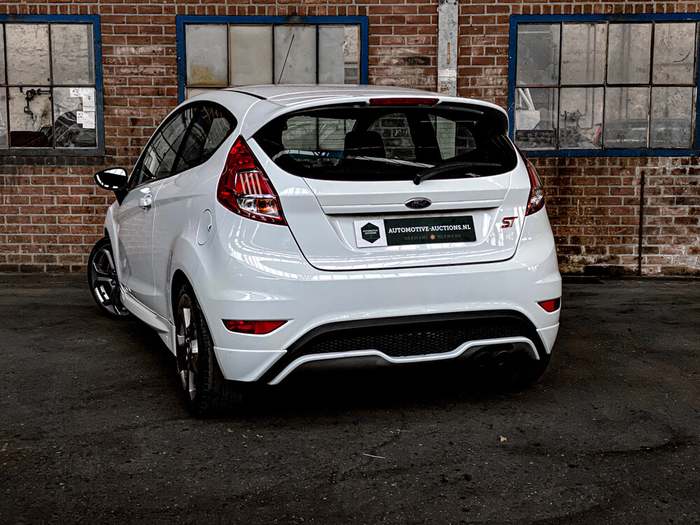 Ford Fiesta ST 182pk 2015 