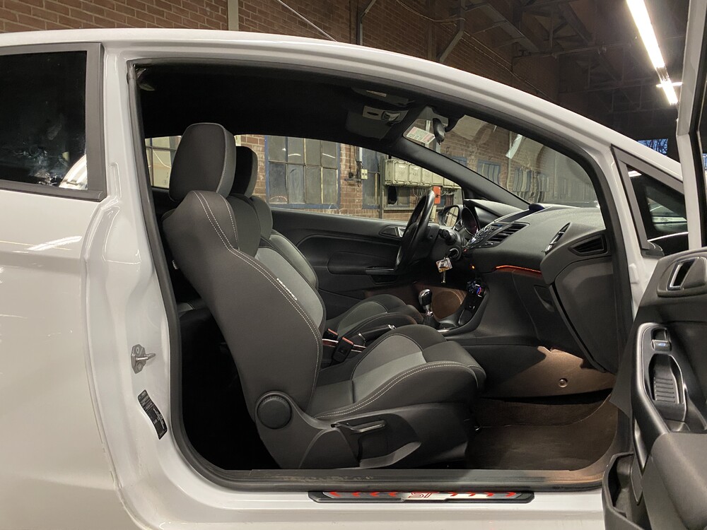 Ford Fiesta ST 182pk 2015 