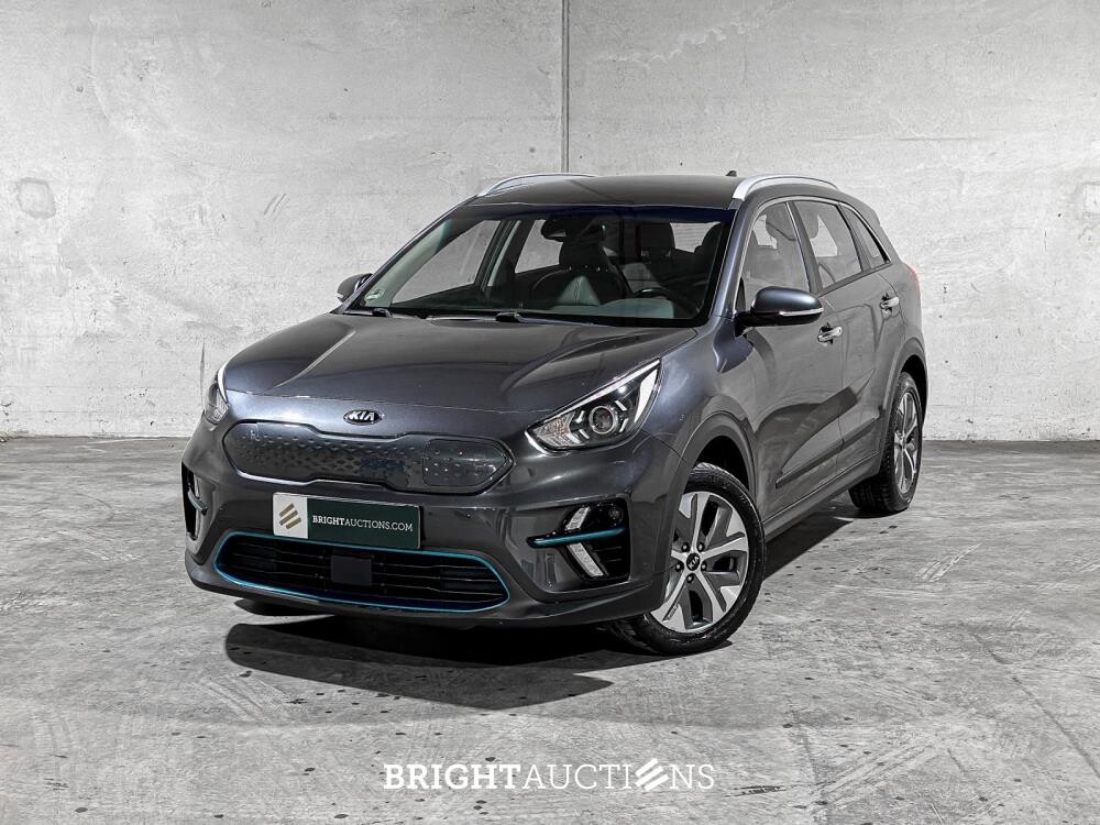 Kia e-Niro DynamicLine 64 kWh 204pk 2020 (Origineel-NL+1e eigenaar), J-072-TK
