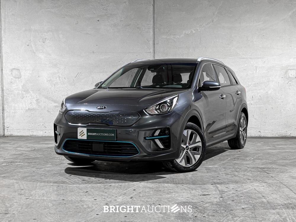 Kia e-Niro DynamicLine 64 kWh 204pk 2020 (Origineel-NL+1e eigenaar), J-072-TK
