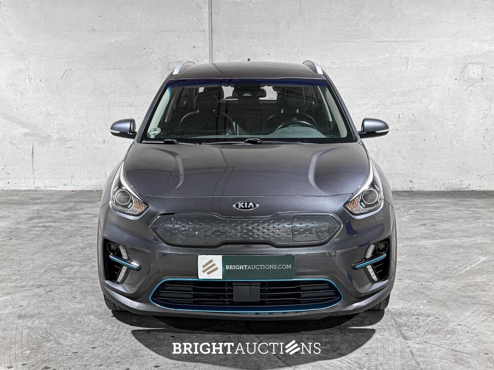 Kia e-Niro DynamicLine 64 kWh 204pk 2020 (Origineel-NL+1e eigenaar), J-072-TK