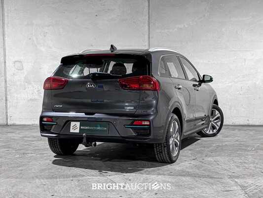 Kia e-Niro DynamicLine 64 kWh 204pk 2020 (Origineel-NL+1e eigenaar), J-072-TK