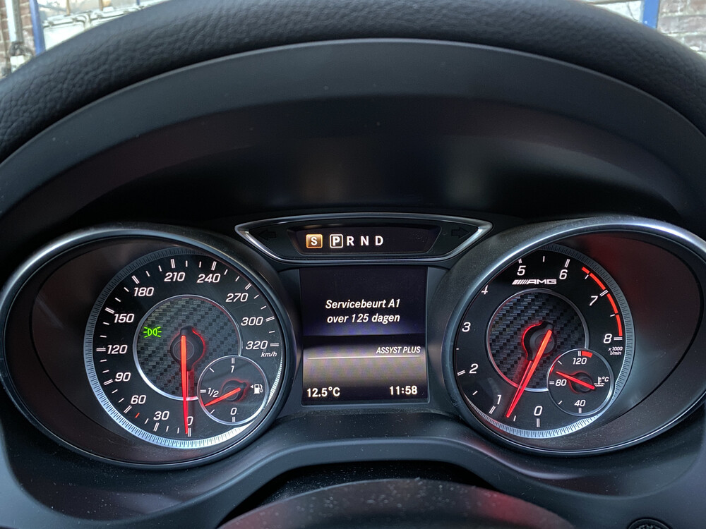 Mercedes-Benz CLA45 AMG 4Matic CLA-klasse 381pk 2017, J-498-PP