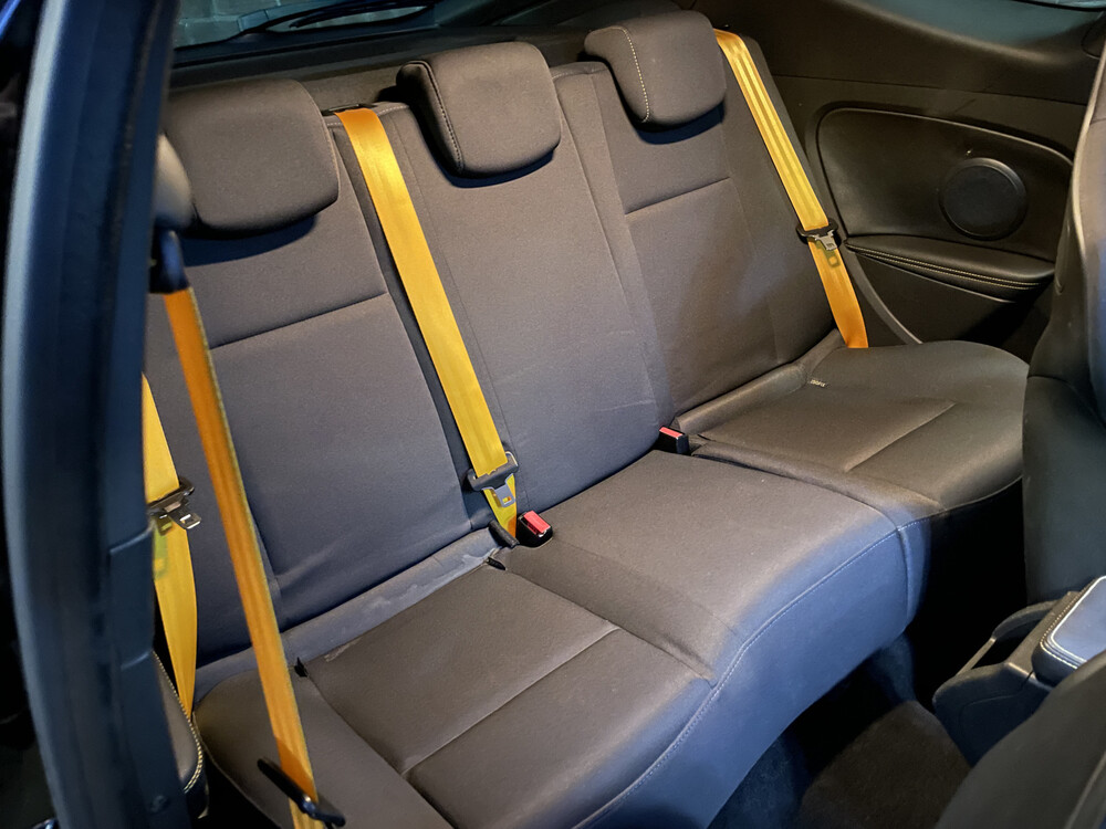 Renault Megane Coupe 2.0 16V T 250 RS CUP 250pk 2011