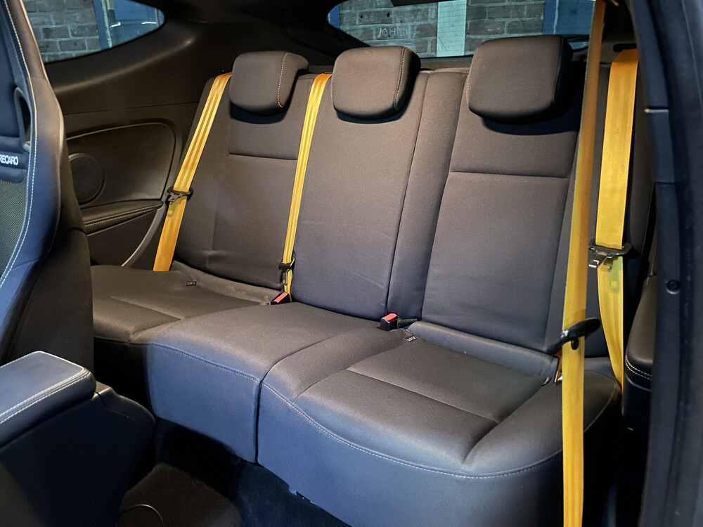 Renault Megane Coupe 2.0 16V T 250 RS CUP 250pk 2011