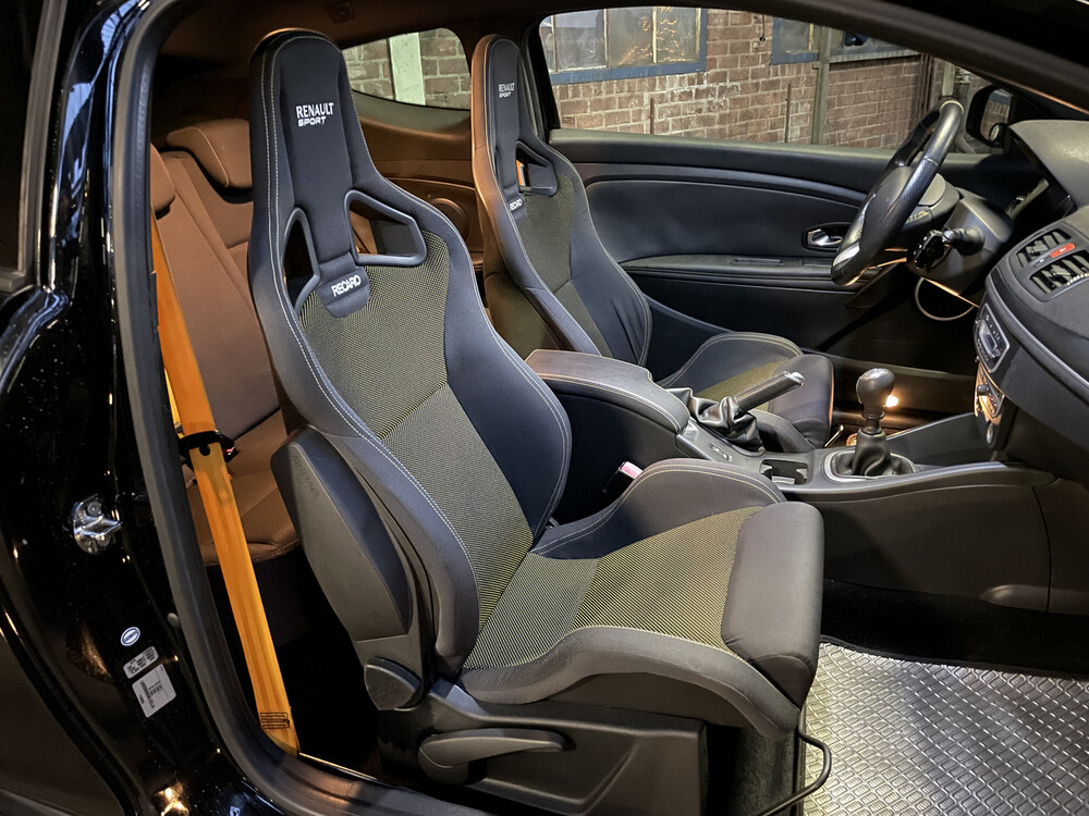 Renault Megane Coupe 2.0 16V T 250 RS CUP 250pk 2011