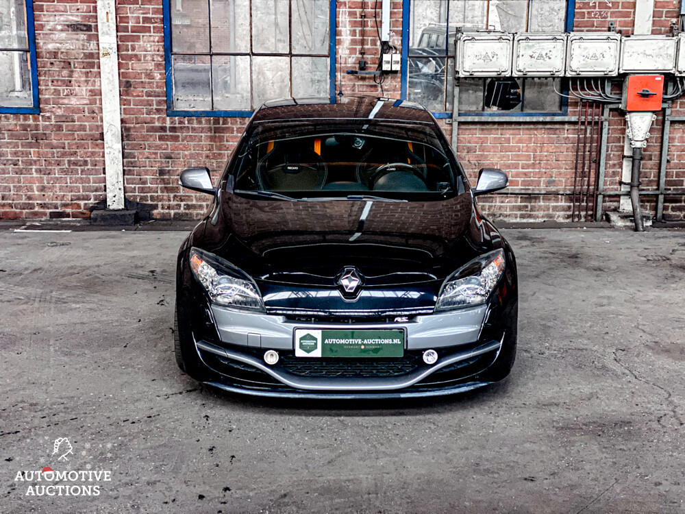 Renault Megane Coupe 2.0 16V T 250 RS CUP 250pk 2011
