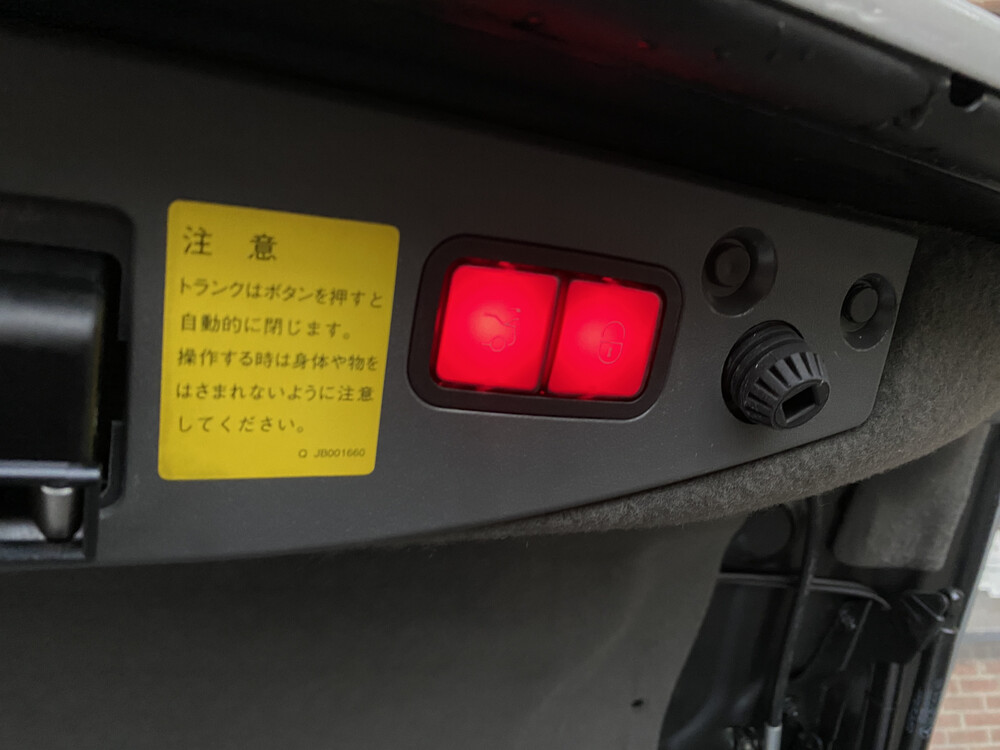 Mercedes-Benz SL63 AMG 6.3 V8 525pk 2008 Cabriolet