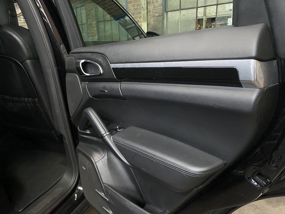 Porsche Cayenne S 4.8 V8 400pk 2010, 39-RDR-4