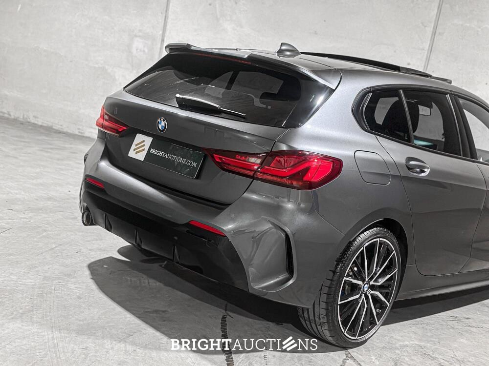 BMW 118i Executive Edition M-Sport 140pk 2020 (Origineel-NL) 1-Serie F40, J-643-ZV
