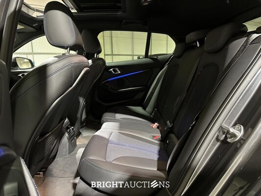 BMW 118i Executive Edition M-Sport 140pk 2020 (Origineel-NL) 1-Serie F40, J-643-ZV