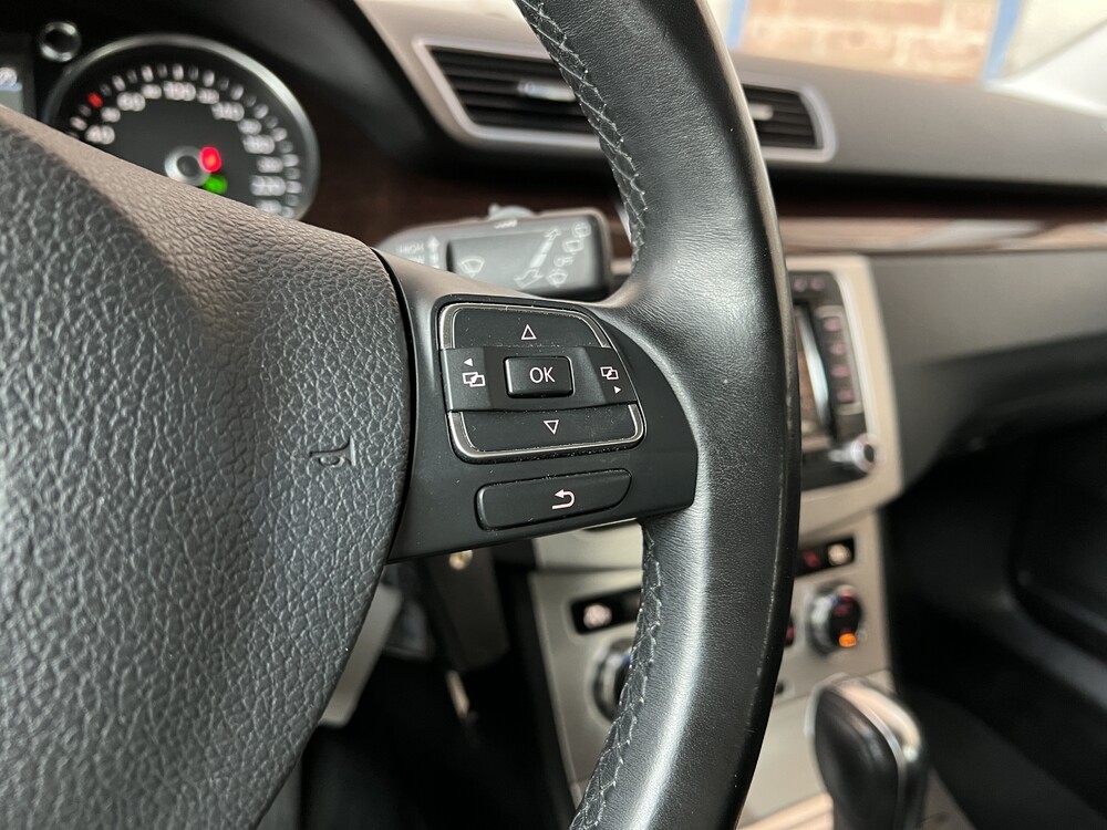 Volkswagen Passat Variant 2.0 TDI DSG6 140pk Highline, TL-401-H