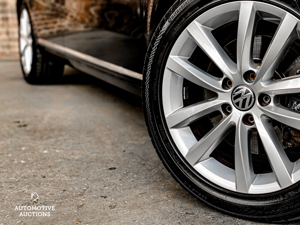 Volkswagen Passat Variant 2.0 TDI DSG6 140pk Highline, TL-401-H