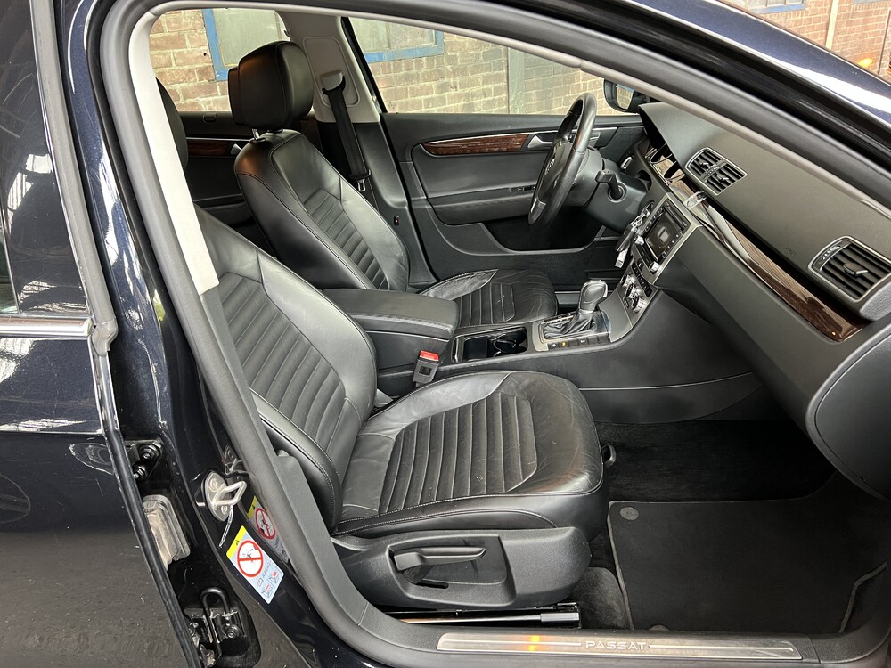 Volkswagen Passat Variant 2.0 TDI DSG6 140pk Highline, TL-401-H
