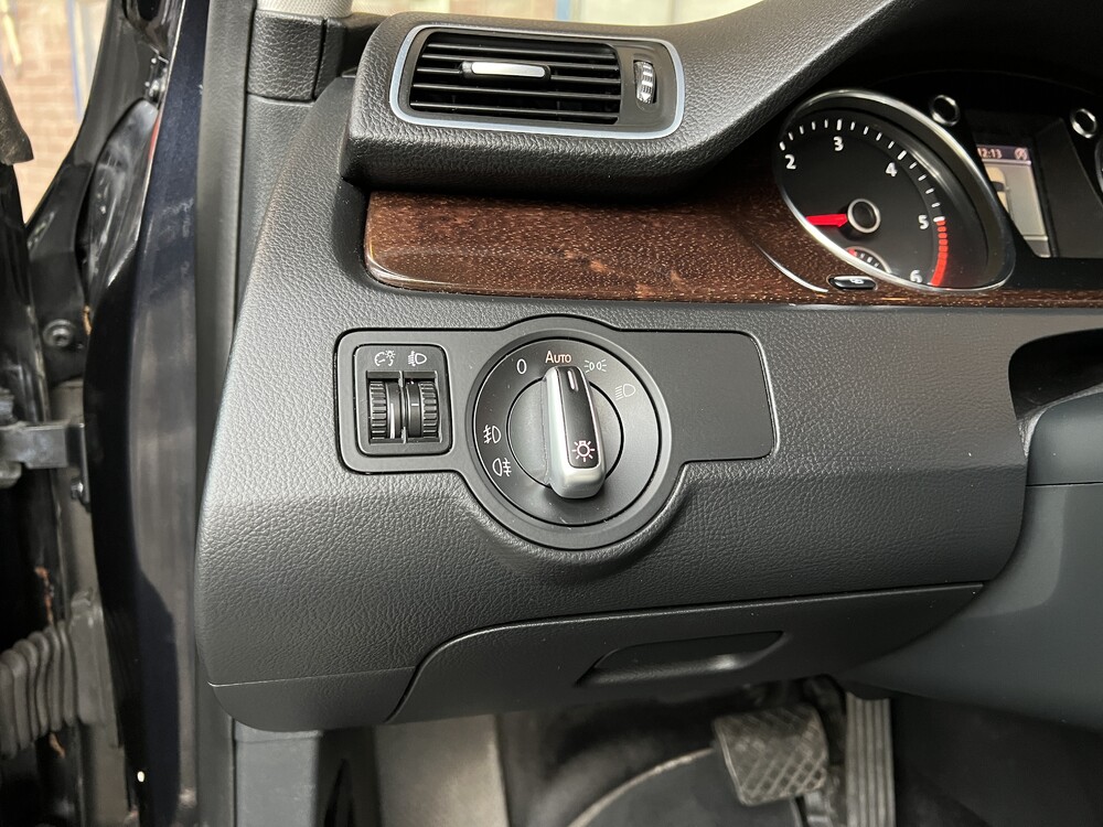 Volkswagen Passat Variant 2.0 TDI DSG6 140pk Highline, TL-401-H