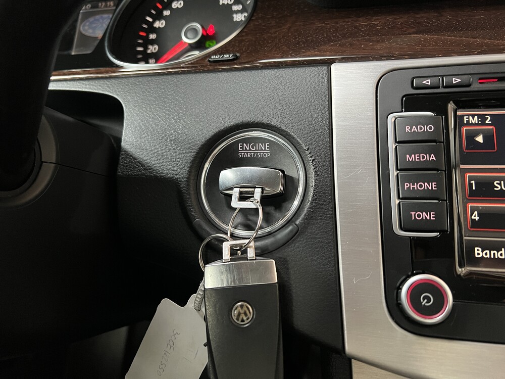 Volkswagen Passat Variant 2.0 TDI DSG6 140pk Highline, TL-401-H