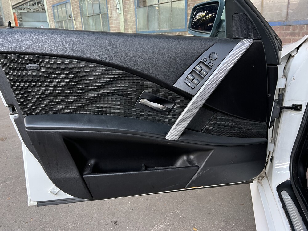 BMW 530i M-Sport E60 231pk 2004 5-serie -Youngtimer-