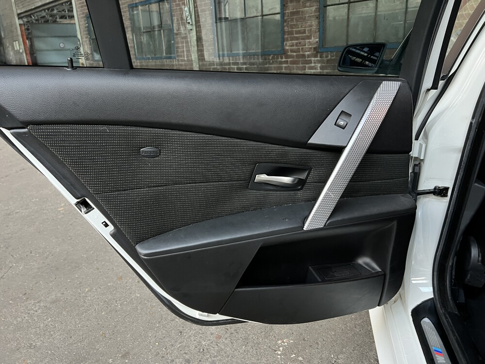 BMW 530i M-Sport E60 231pk 2004 5-serie -Youngtimer-