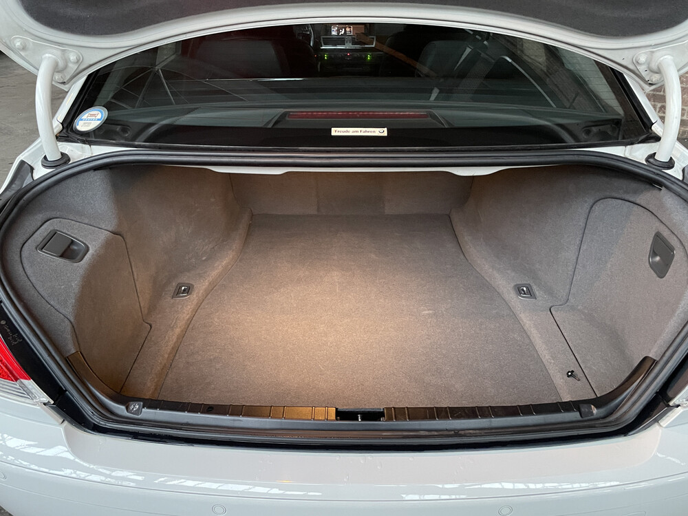 BMW 745i Hartge E65 4.4 V8 333pk 2004