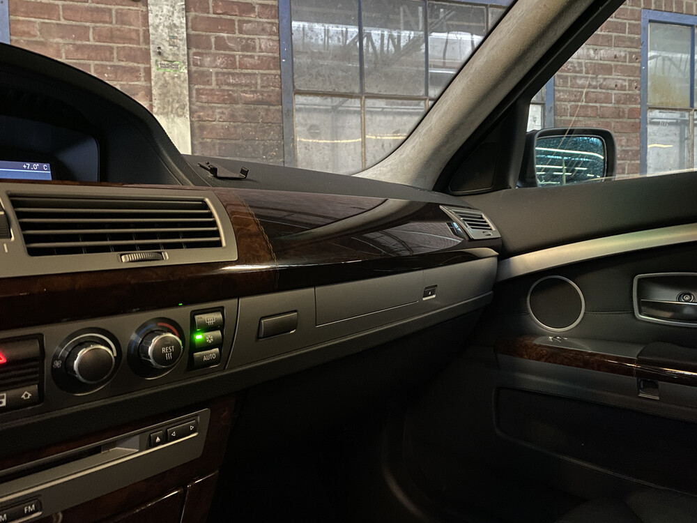 BMW 760Li E65 6.0 V12 445pk 2006 -Youngtimer-