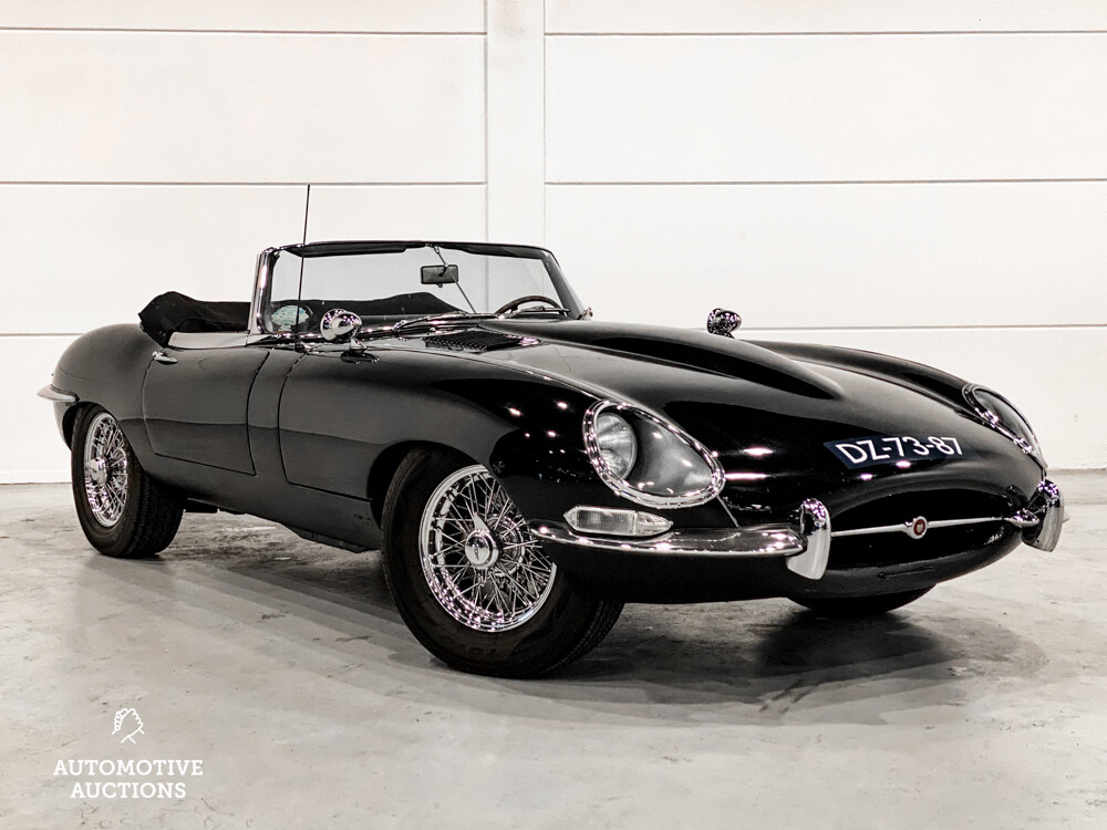 Jaguar E-Type Serie 1 OTS 4.2 Reihensechszylinder-Cabriolet 1967, DZ-73-87.