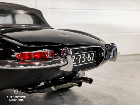 Jaguar E-Type Series 1 OTS 4.2 Six-in-Line Cabriolet 1967, DZ-73-87.