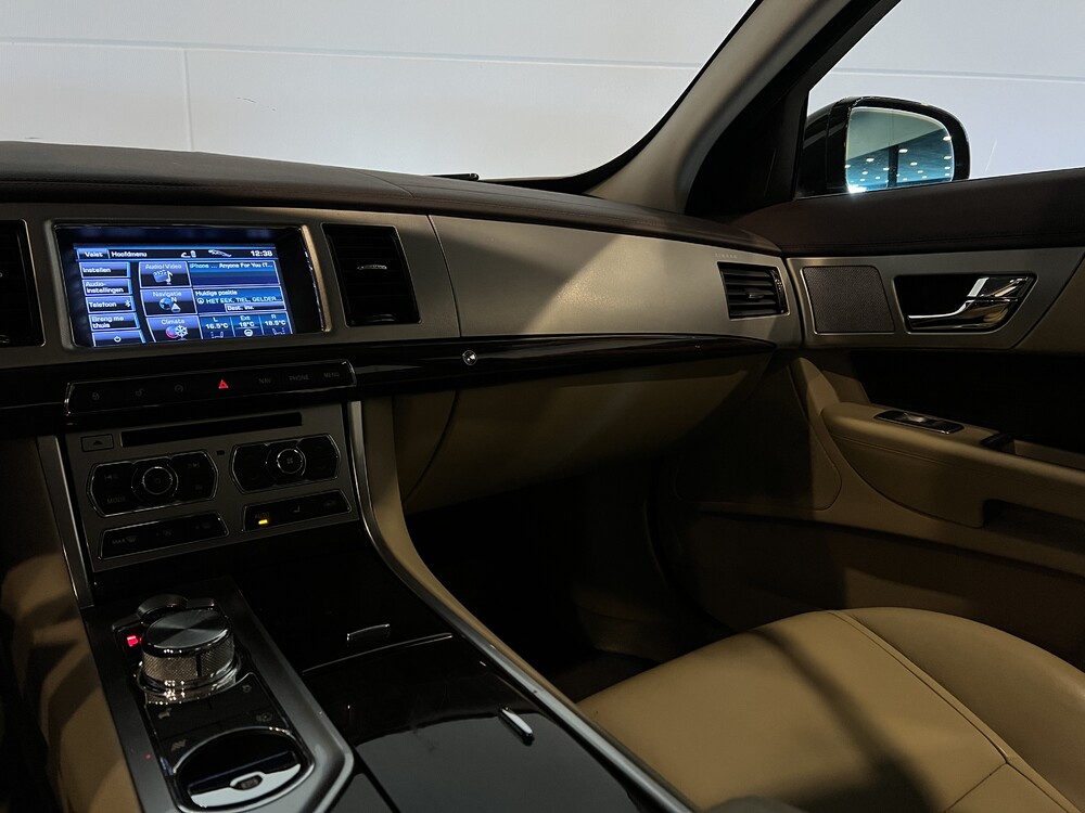 Jaguar XF3.0 V6 340PS 2013 -Org. NL-, 7-KXK-58.