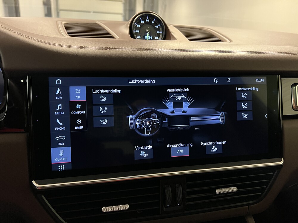 Porsche Cayenne E-Hybrid 3.0 V6 -NW MODELL- 462PS 2018 SportChrono -Org. NL-, TL-795-R.