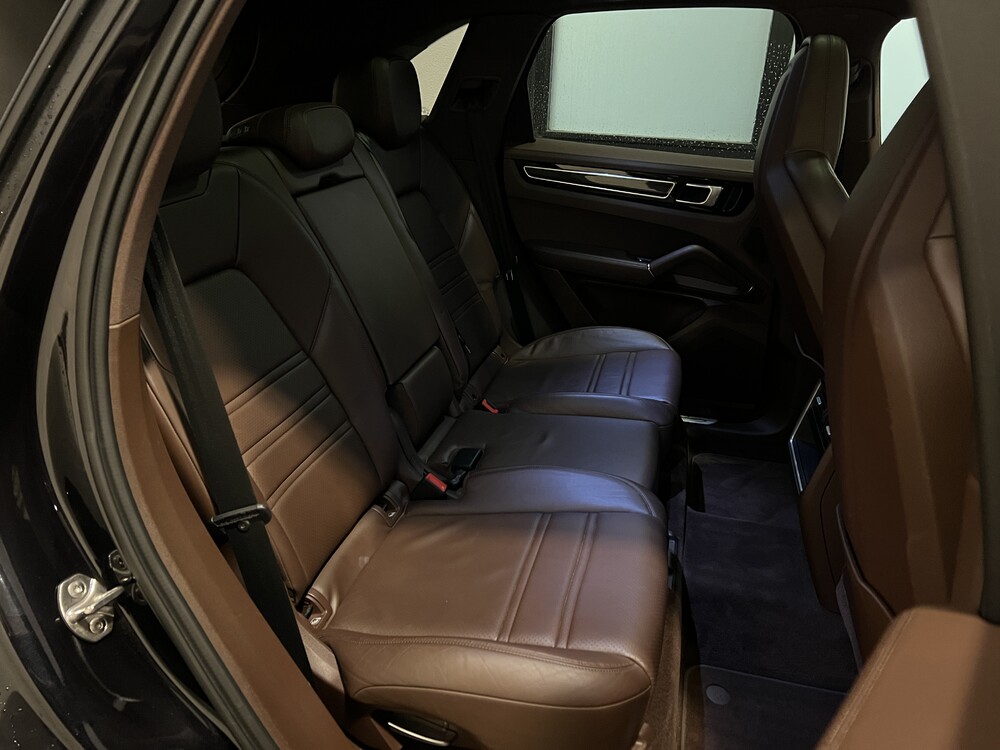 Porsche Cayenne E-Hybrid 3.0 V6 -NW MODELL- 462PS 2018 SportChrono -Org. NL-, TL-795-R.