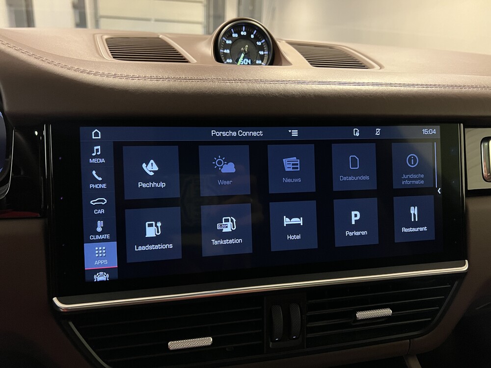 Porsche Cayenne E-Hybrid 3.0 V6 -NW MODELL- 462PS 2018 SportChrono -Org. NL-, TL-795-R.