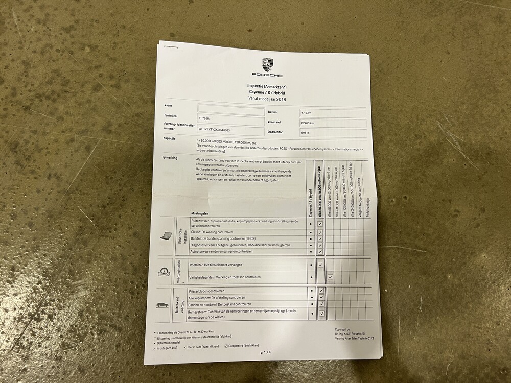 Porsche Cayenne E-Hybrid 3.0 V6 -NW MODELL- 462PS 2018 SportChrono -Org. NL-, TL-795-R.