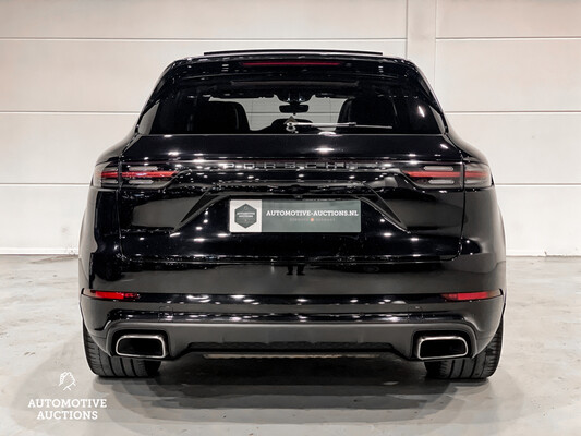 Porsche Cayenne E-Hybrid 3.0 V6 -NW MODEL- 462hp 2018 SportChrono -Org. NL-, TL-795-R.