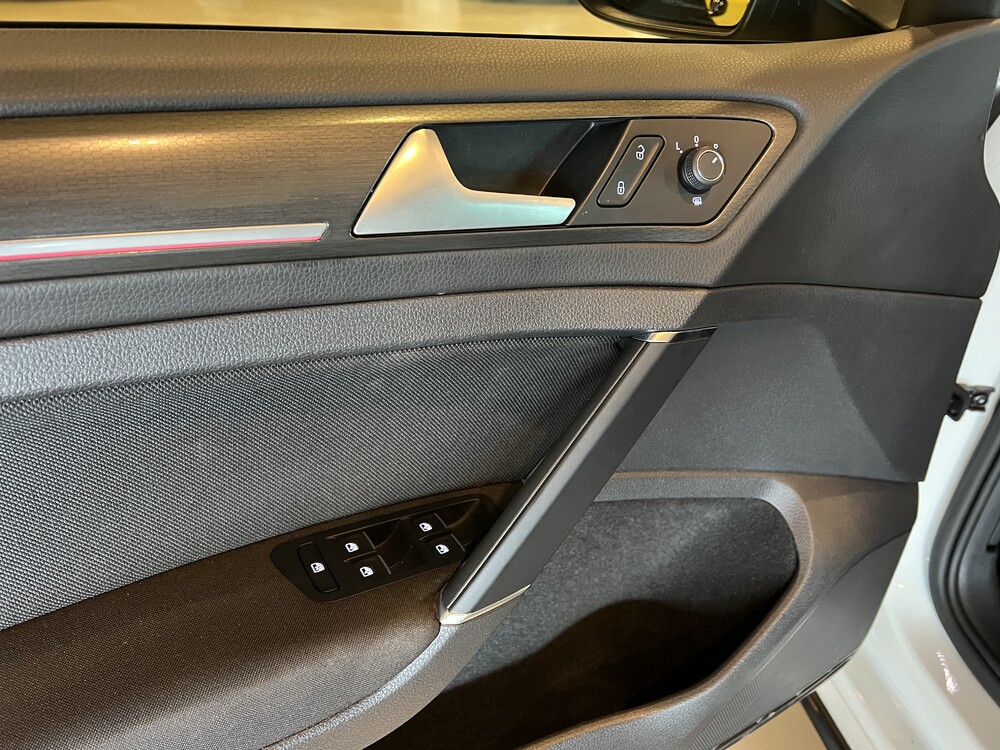 VW Golf 2.0 TSI GTI Performance 245PS 2019.