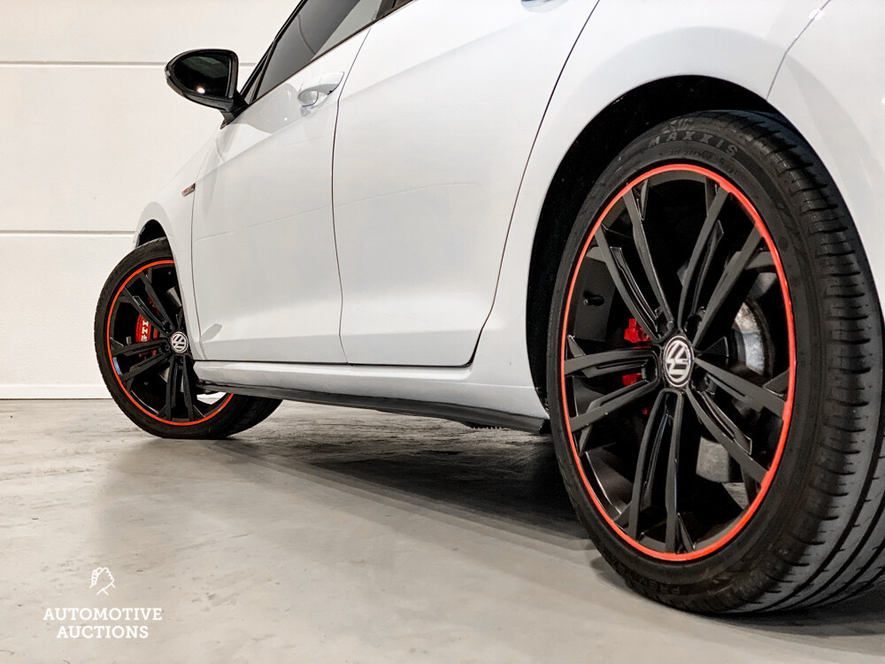 VW Golf 2.0 TSI GTI Performance 245PS 2019.