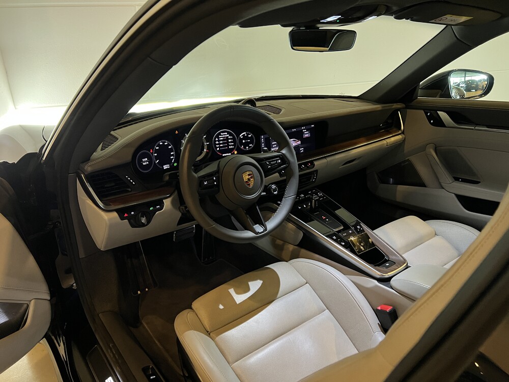 Porsche 911 992 Carrera 4S SportChrono 450PS 2019, J-800-SZ.