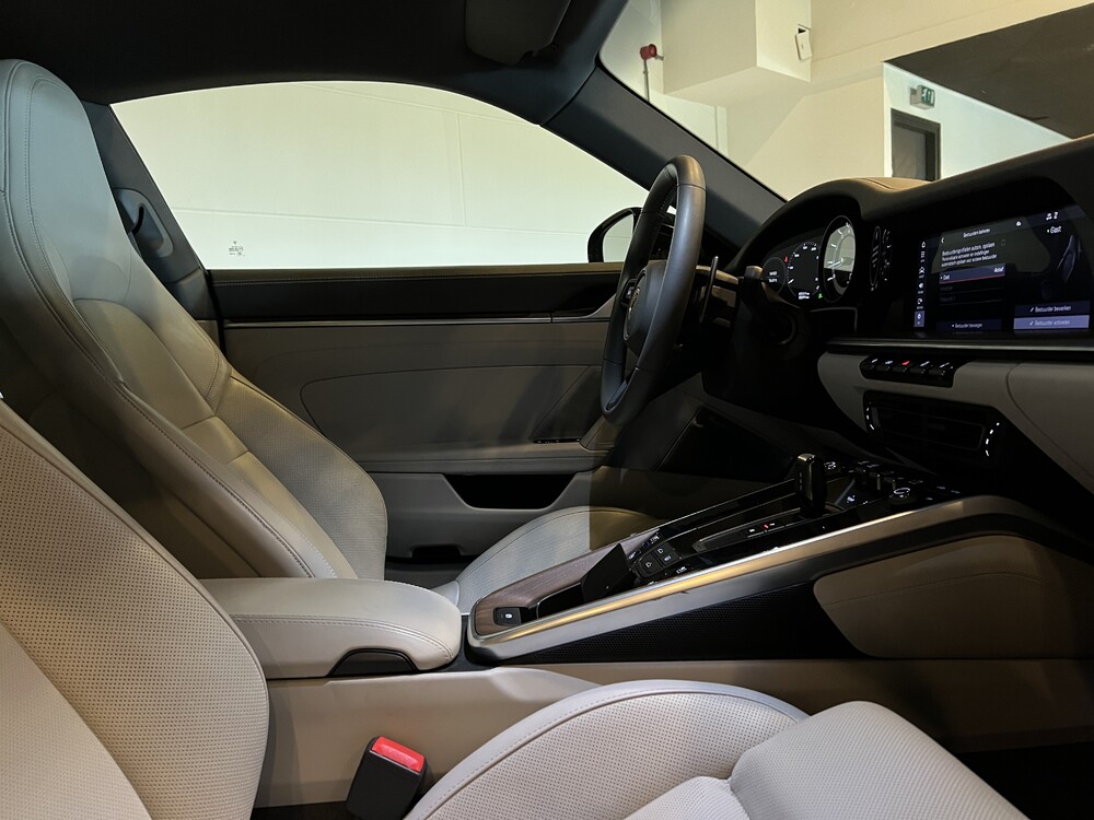 Porsche 911 992 Carrera 4S SportChrono 450PS 2019, J-800-SZ.