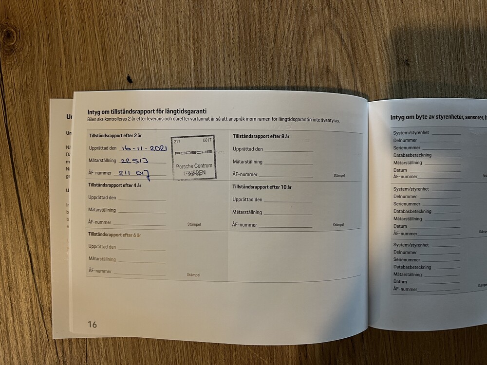 Porsche 911 992 Carrera 4S SportChrono 450PS 2019, J-800-SZ.