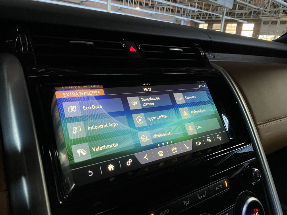 Land Rover Discovery 3.0 SD6 HSE Luxury 7-PERSOONS 306pk 2018, G-901-ZV