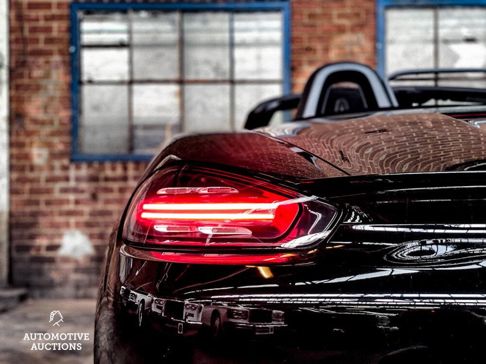 Porsche 718 Boxster 2.0  NIEUW-Model 299pk 2016, J-274-LJ