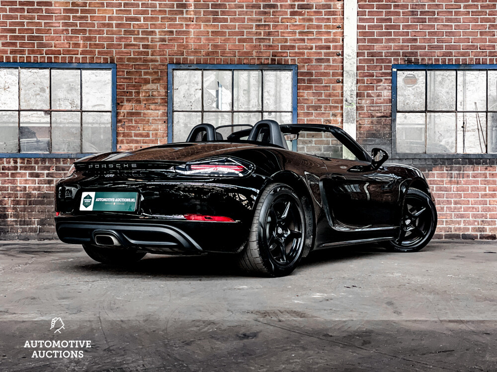 Porsche 718 Boxster 2.0  NIEUW-Model 299pk 2016, J-274-LJ