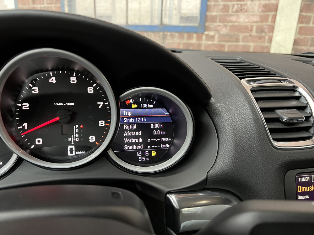 Porsche Cayman 2.7 PDK 275pk 2014, N-807-BK