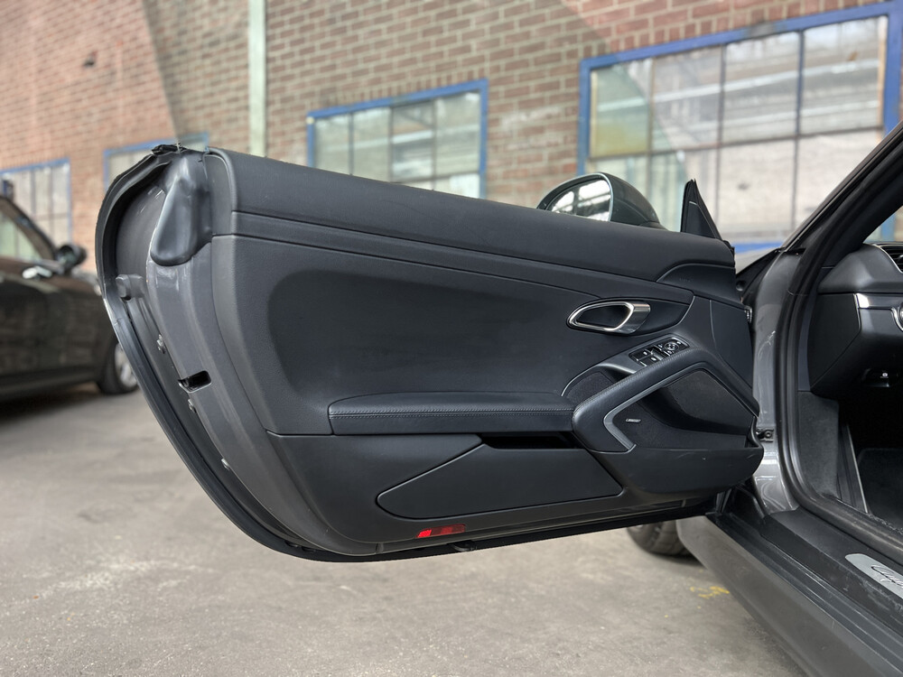 Porsche Cayman 2.7 PDK 275pk 2014, N-807-BK