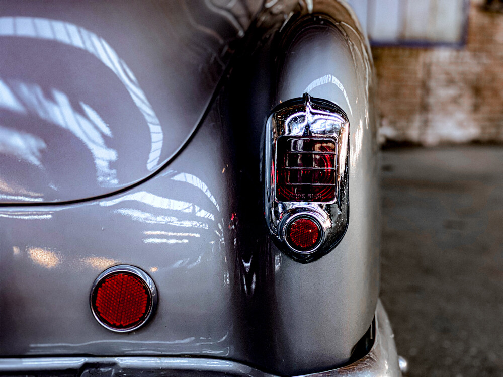 Chevrolet Deluxe Powerglide 1951, 32-XL-66