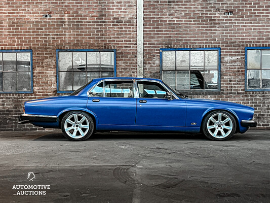 Jaguar XJ Sovereign 4.2 -XJR6 Motor- 400pk 1983, 64-HKV-1