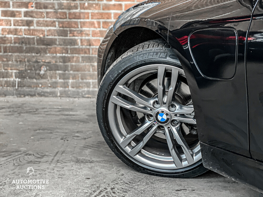 BMW 330e M-Sport 2.0 eDrive 252pk 2016 3-Serie -Org. NL-, JD-046 J