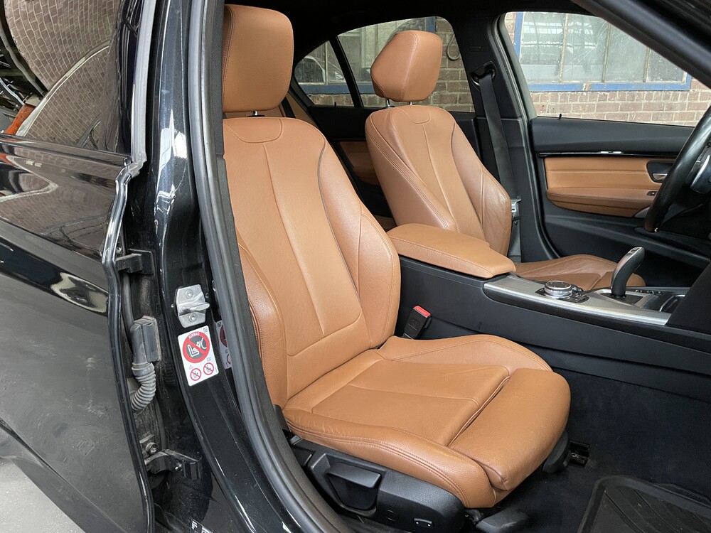 BMW 330e M-Sport 2.0 eDrive 252pk 2016 3-Serie -Org. NL-, JD-046 J