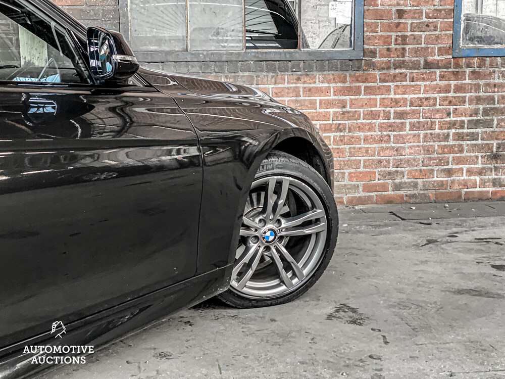 BMW 330e M-Sport 2.0 eDrive 252pk 2016 3-Serie -Org. NL-, JD-046 J