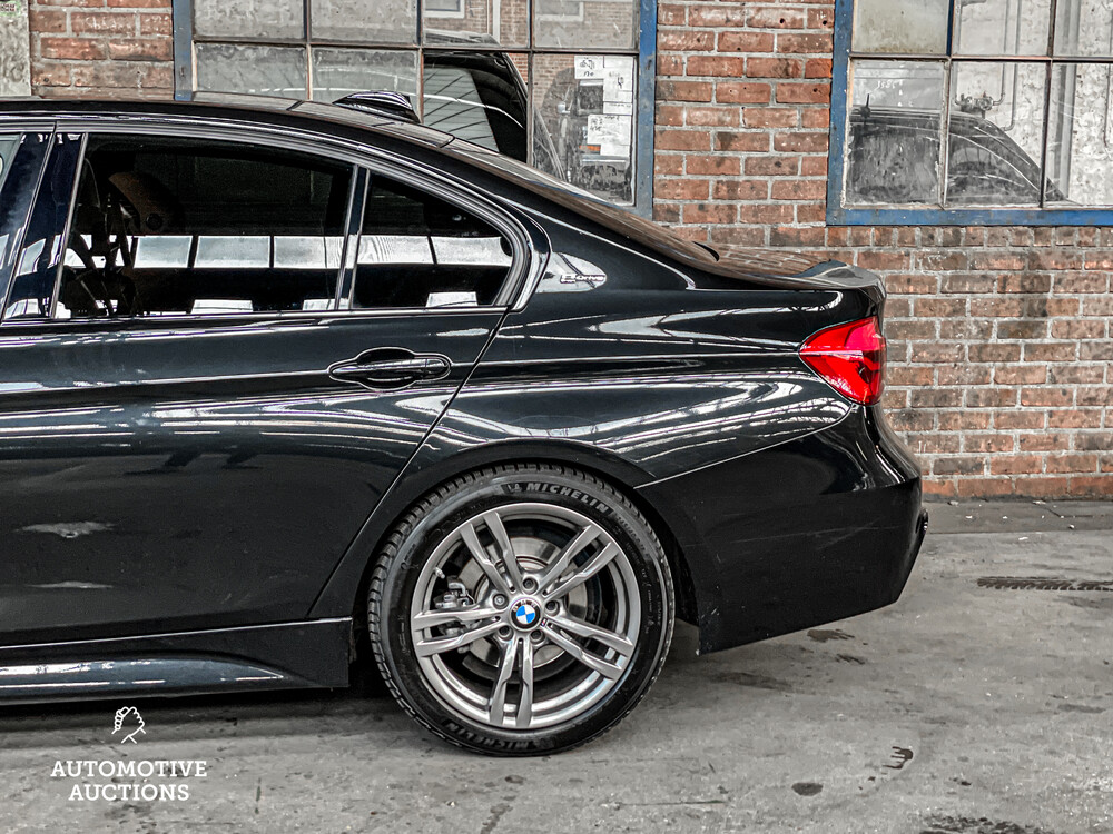 BMW 330e M-Sport 2.0 eDrive 252pk 2016 3-Serie -Org. NL-, JD-046 J